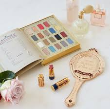 Pinterest Enchantedinpink Disney Inspired Makeup Disney Makeup Disney Style