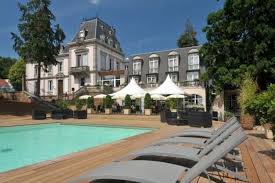 Les Hortensias, une demeure de charme aux portes du vignoble • Les  Nouvelles Gastronomiques