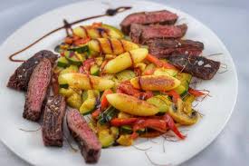 Skirt Steak Zwerchfell Aus Dem Oberhitzegrill Bbq Omer Steak Bbq Suppenfleisch