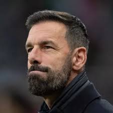 Mikel Arteta accused of flouting Arsenal standards with touchline antics  and VAR attack