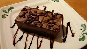 Almond powder, milk, milk, chocolate crackers, raspberries, gelatin and 8 more. Chocolate Mousse Cake Picture Of Olive Garden Italian Restaurant Syracuse Tripadvisor