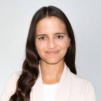 Elizabeth Gersch's Instagram, Twitter & Facebook