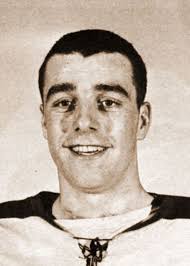 Player photos for the 1960-61 New Haven Blades at hockeydb.com