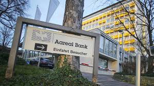Mit einem konzernbetriebsergebnis von 198 millionen euro hat die bank das. Aareal Bank Schockt Borse Mit Verlust Nur Kurz