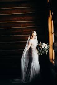 Married Mr And Mrs Drake Wilderness Ridge Lincoln Ne Gleason Photography Http Gleasonphoto Com With Images Nebraska Wedding Wedding Photographers Photography