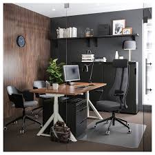 Puedes desplazar el módulo de almacenaje con ruedas fácilmente debajo de la mesa para ahorrar espacio. Galant Cajonera Con Ruedas Chapa Fresno C Tinte Negro 45x55 Cm Ikea