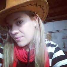 Alida Medina (@alyzul33)