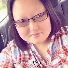 Poppi always looks so AMUSED.