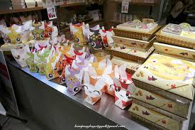 100%天然蓝花水，用 地点：lot gb07, ground floor boulevard. Purple Cane S Tea Mooncake Kampungboycitygal