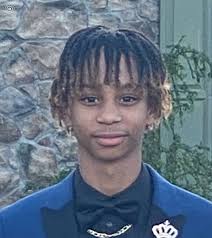 8 teenagers presented at the beautillion Alpha Phi Alpha in Fayetteville