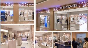 You're just 2 miles from the popular siesta key village with shops, restaurants, bars, coffee shops and more or a short walk to nearby restaurants, convenience stores, and water sports rentals! Introducing Swarovski S Crystal Studio First Store In Canada 4urspace