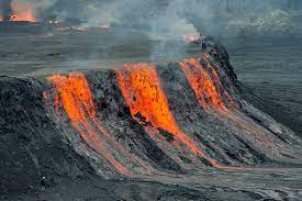 The last eruption of the volcano, which is one of the world's most active, claimed 250 lives in 2002, leaving tens of thousands homeless. Mount Nyiragongo Eruption The Eruption Of Mount Nyiragongo