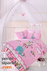 Dekoryon nevresim takımlarından aydınlatmaya, mutfaktan perdeye kadar tüm ev dekorasyonu ürünlerini uygun fiyatlarla sizlere sunuyor. En Uygun Friends Bebek Nevresim Takimi Perdesiparisi Com