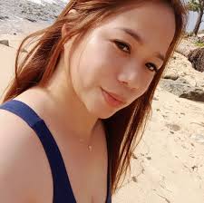 New Zealand Women's Rugby Team Unleash Powerful Māori Haka! 🇳🇿🔥 📄  Description: Before the clash