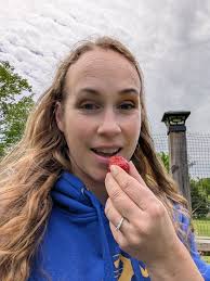 Beth Reynolds (@teachme2garden) • Threads, Say more