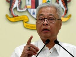 Raja menjemput orang ke majlis perkahwinan. Majlis Perkahwinan Di Kawasan Pkpb Dibenarkan