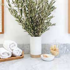 Wrap the bottom of the stems with paper towels before inserting them into the vase for. Bathroom Flower Arrangements 5 Long Lasting Looks Crate And Barrel