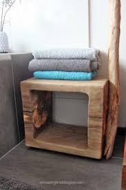 Hocker Nussbaumholz Bad Diy Ideen Mit Holz Badetuch Aqua Turkis Fliesen Grau Ein Schweizer Garten Blog 6 Jpg 427 640 Ein Schweizer Garten Hocker Holz Holz
