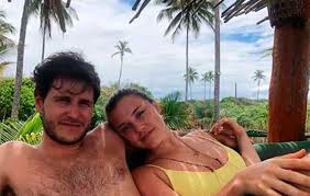See more of alice wegmann on facebook. Fim Alice Wegmann Termina Namoro Com Miguel Ribas Ofuxico