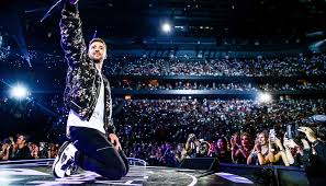 Enhancing psg's reputation as the world's leading lifestyle. Justin Timberlake Wears Psg Air Jordan V Friends Family At Las Vegas Gig Soccerbible