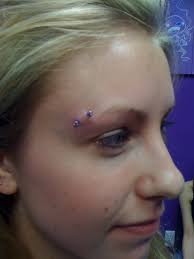 I should start by saying that i've wanted a piercing since late high school, either an eyebrow piercing or a so i decided to get a horizontal, because i find that verticals are not really my style (and. 60 Latest Eyebrow Piercing Pictures Collection