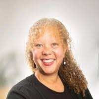 Kim Largent's Instagram, Twitter & Facebook