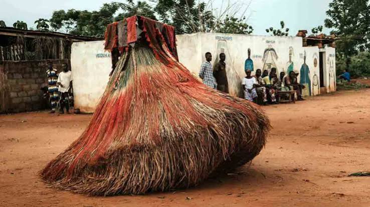 Zangbeto: Get to Know Voodoo's Whirling Spirit Dance | TheCollector