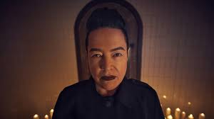 Now that there's officially another two seasons of american horror story in the works, we've decided to rank all 7 previous seasons of ahs from best to worst until season 8 and season 9 grace us with their presence. American Horror Story Every Season Ranked From Best To Worst