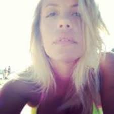 4.0 out of 5 stars 1. Daniela Fatima Lopes S Stream