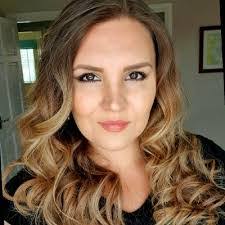 Eleanor Walton's Instagram, Twitter & Facebook