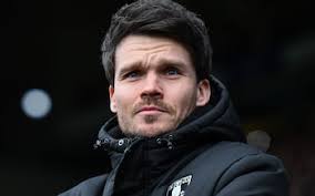 Casey Stoney critical of officiating as her Manchester United team draw  with Reading