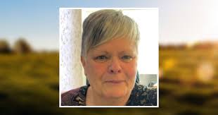 Shari Mcclain's Instagram, Twitter & Facebook