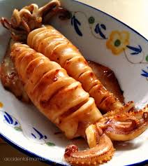 Masakan sotong bakar seperti sotong bakar bersambal memang enak dinikmati dengan nasi panas. Resepi Sotong Bakar Berempah