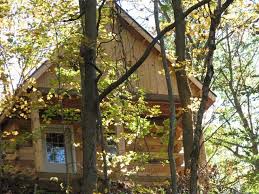 The family cabin has 2 bedrooms, each with a full bed, full bathroom (linens and towels included), coffee maker , and living room with tv and sofa sleeper. You Can Stay In One Of Log Cabins When You Visit Http Www Clementscanoes Com Log Cabins Htm Log Cabin Cabin Waveland