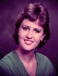 Karen Marr's Instagram, Twitter & Facebook