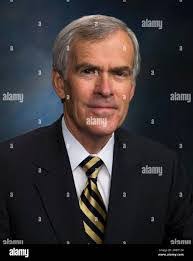 Jeff Bingaman's Instagram, Twitter & Facebook