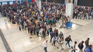 Правда ли, что легализованные в Испании мигранты могут переехать в другие страны ЕС?