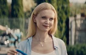 Zadebiutowała na ekranie rolą iwony walczak w serialu klan. Olga Borys I Wojciech Majchrzak Rozmawiaja Z Sasiadka W Kampanii Aegon Wideo