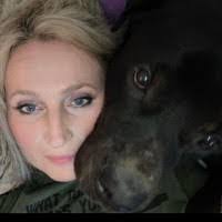 Tracy Atchison's Instagram, Twitter & Facebook