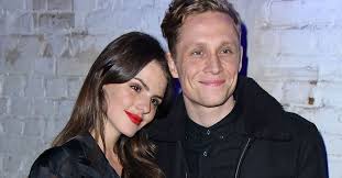 Peter maffay, clueso und jan delay traten. Matthias Schweighofer Gibt 1 Interview Mit Neuer Freundin