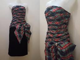 Vintage 1980s Dress 80s Strapless Ruched Bodice Velvet Black And Plaid Cocktail Dress With Images Plaid Cocktail Dress 1980s Dresses 80s Party Dress