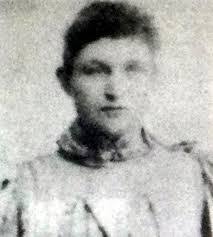 Clara Cameron's Instagram, Twitter & Facebook