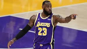Lebron james has averaged at least 25 points, 5 rebounds and 5 assists in 15 different seasons. Lebron James Power Has No Limits How He Influenced A Tv Broadcast Marca