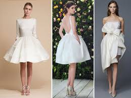 Forse desideri un classico vestito da sposa in pizzo, o magari qualcosa di meno tradizionale. Abiti Da Sposa Lunghi Diamoci Un Taglio In Love