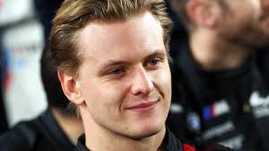 Jenson Button feeling 'more awake and more alive' ahead of 2024 World  Endurance Championship opener