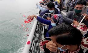 In 2014, indonesian airasia flight 8501 claimed the lives of all 162 people on board after crashing into the java sea, while flying from surabaya to. Family Of Indonesian Plane Crash Victims Sue Boeing For Dangerous Aircraft Indonesia The Guardian