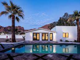 Selecting a pet friendly condo or apartment* 2. Villa Rental Mountain Phoenix