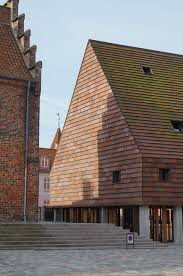 Handgefertigter Ziegelpanzer Kannikegarden In Ribe Ziegel Futuristische Architektur Ribe