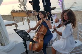 In italia sono tanti i luoghi storici destinati anche ad essere testimoni di matrimoni, tra questi, la neoclassica villa reale di monza, palazzo. Musica Canzoni E Idee Per Il Matrimonio Con Rito Civile