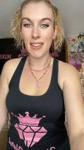 Cee Greene's Instagram, Twitter & Facebook